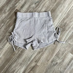 High waisted ribbed shorts